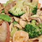 Best Happy Family 全家福 in Fargo, ND