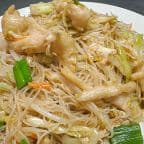 Best Chicken Chow Mein Fun 鸡炒米粉 in Fargo, ND