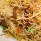 Best Roast Pork Chow Mein Fun 叉烧炒米粉 in Fargo, ND